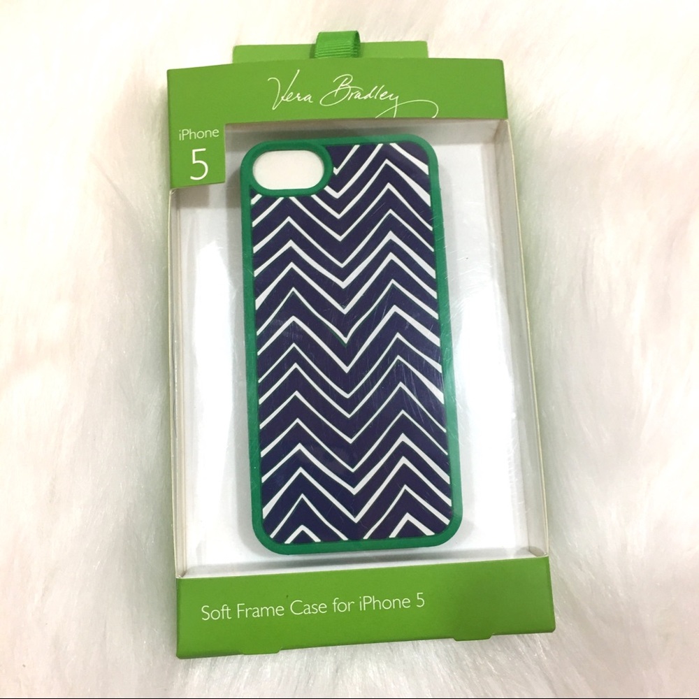 New In Box Vera Bradley Chevron iPhone 5 Case
